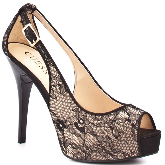 Guess Shoes - // GUESS Lace-pumps //